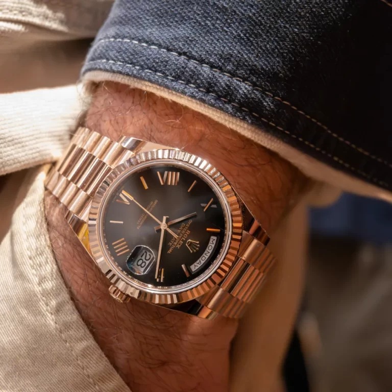 Swiss Replica Rolex Day-Date watch
